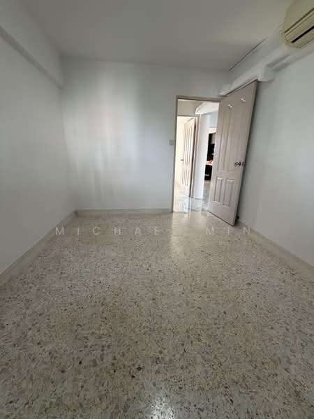 109 Ang Mo Kio Avenue 4, 109 Ang Mo Kio Avenue 4, 2 Bedrooms, 721 sqft, HDB Flat For Sale, by Michael Min, 500019886 - PropertyGuru.com.sg
