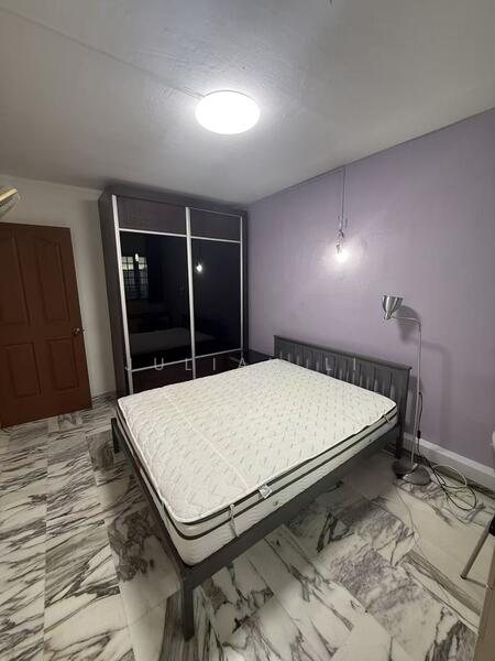 374 Clementi Avenue 4, 374 Clementi Avenue 4, 3 Bedrooms, 1,000 sqft, HDB Flat For Rent, by Julian Li, 500019897 - Bedroom - PropertyGuru.com.sg