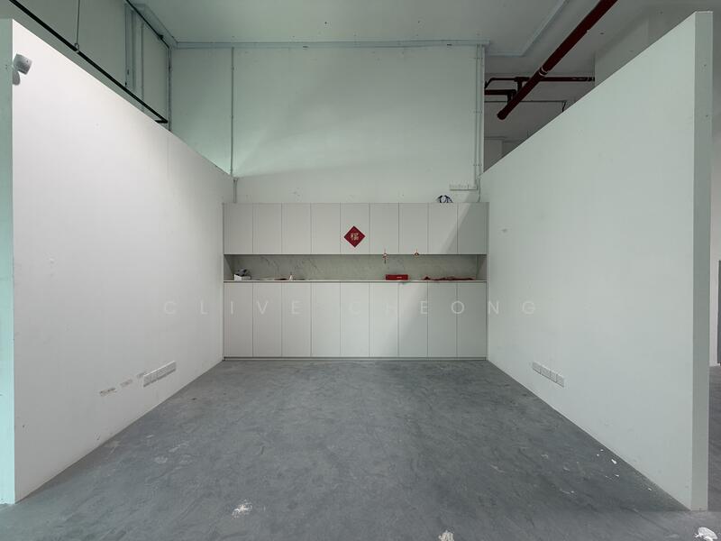 Citilink Warehouse Complex, 102E Pasir Panjang Road, 8,191 sqft, Light Industrial (B1) For Sale, by Clive Cheong, 500020098 - Interior - CommercialGuru.com.sg