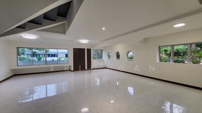 For Rent - Chancery Court