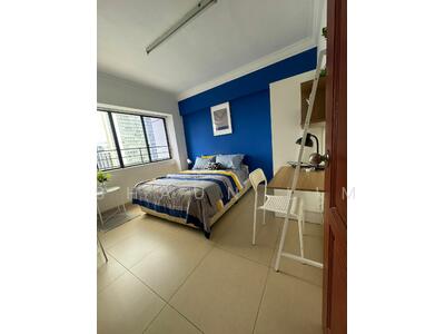 For Rent - Lucky Plaza