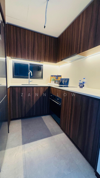Lentor Modern, Lentor Central, 2 Bedrooms, 732 sqft, Condominium For Sale, by Zann Low, 500020268 - Kitchen - PropertyGuru.com.sg
