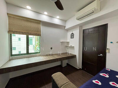 For Rent - Signature Park