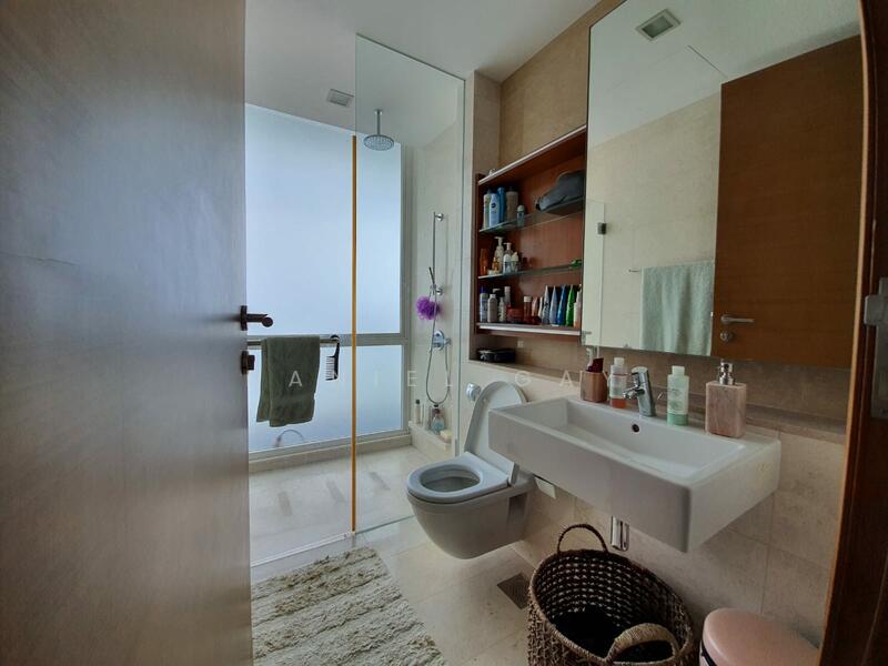 Junior Master Bathroom