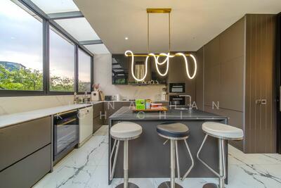 For Sale - Semi D near Victoria Park Grove