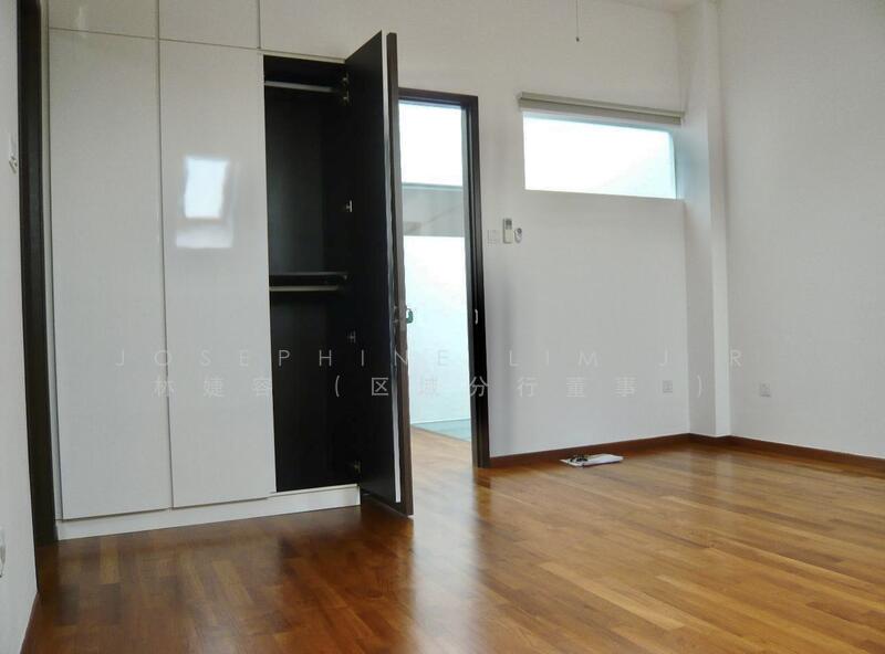 West Coast Lane Terraced House For Sale at S$ 5,750,000 | PropertyGuru Singapore - Bedroom