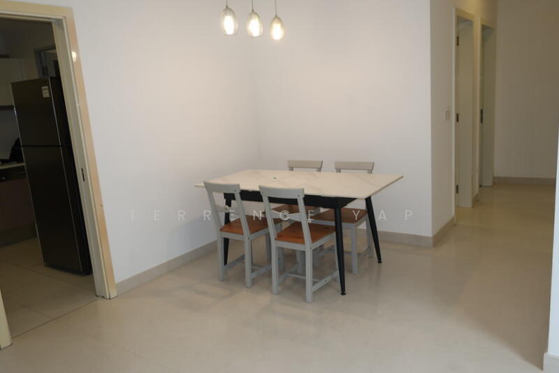 DINING AREA (Dining set optional)