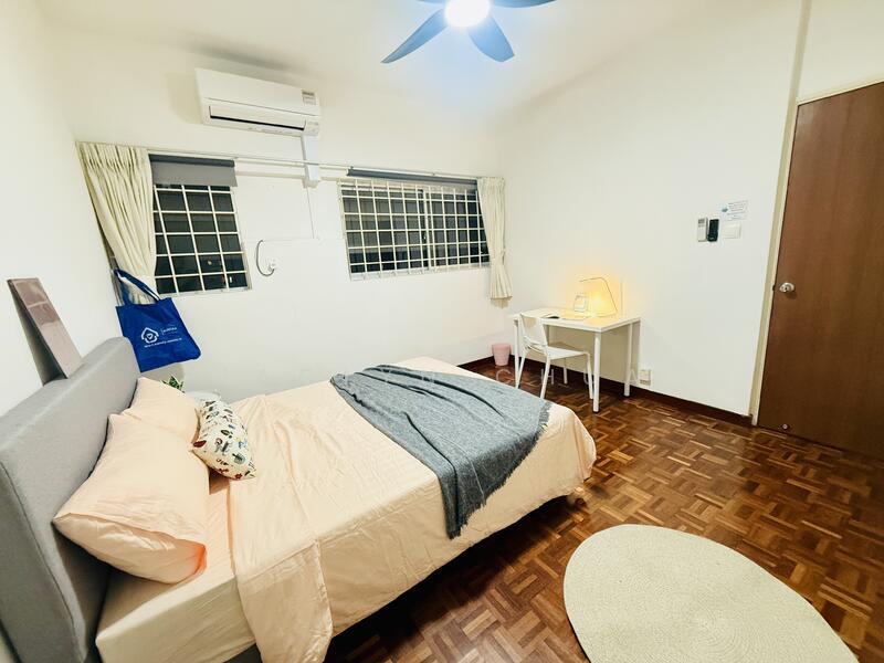 Level 20 R3) Common Queen