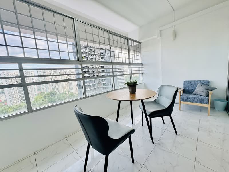 Ridgewood Condominium, 1 Ridgewood Close, Room Rental, 120 sqft, Condominium For Rent, by Jaclyn Chua, 500020431 - Level 11 R5) Premium Common Queen - PropertyGuru.com.sg