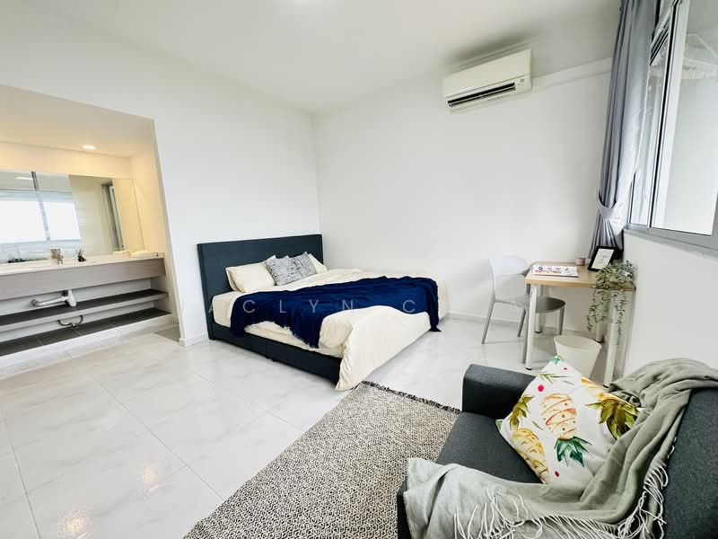 Ridgewood Condominium, 1 Ridgewood Close, Room Rental, 120 sqft, Condominium For Rent, by Jaclyn Chua, 500020431 - #19-xx R1) Master King  - PropertyGuru.com.sg