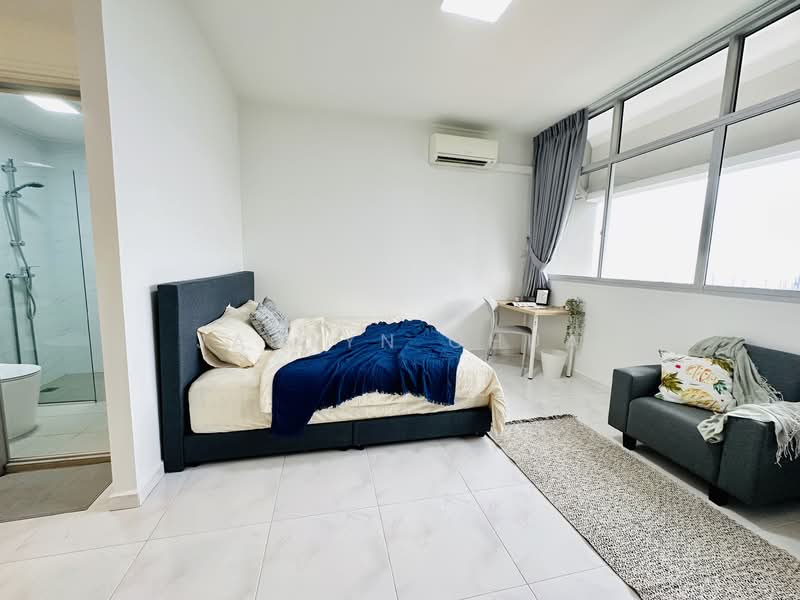 Ridgewood Condominium, 1 Ridgewood Close, Room Rental, 120 sqft, Condominium For Rent, by Jaclyn Chua, 500020431 - #19-xx R1) Master King  - PropertyGuru.com.sg