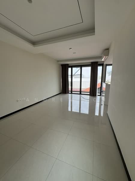 Weave Residences - East Coast, 5 Still Road, 2 Bedrooms, 972 sqft, Condominium For Rent, by Andrew Soh, 500020670 - Living Room - PropertyGuru.com.sg