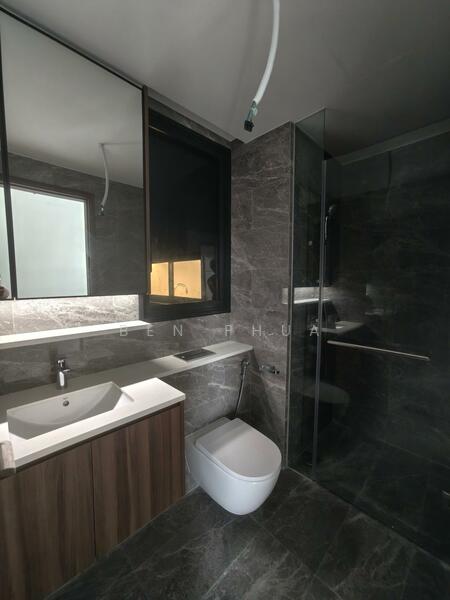 Lentor Modern, Lentor Central, 3 Bedrooms, 990 sqft, Condominium For Sale, by Ben Phua, 500020707 - Bathroom - PropertyGuru.com.sg