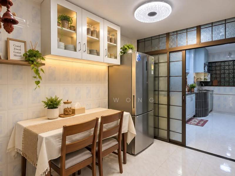 690 Hougang Street 61, 690 Hougang Street 61, Hougang / Punggol / Sengkang, 3 Bedrooms, 904 sqft, HDB Flat For Sale, by Eve Wong, 500020797 - Kitchen - PropertyGuru.com.sg