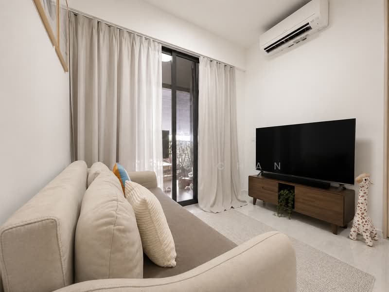 The Florence Residences, 93 Hougang Avenue 2, 2 Bedrooms, 624 sqft, Condominium For Sale, by Cedric Chan, 500020816 - Living Room - PropertyGuru.com.sg