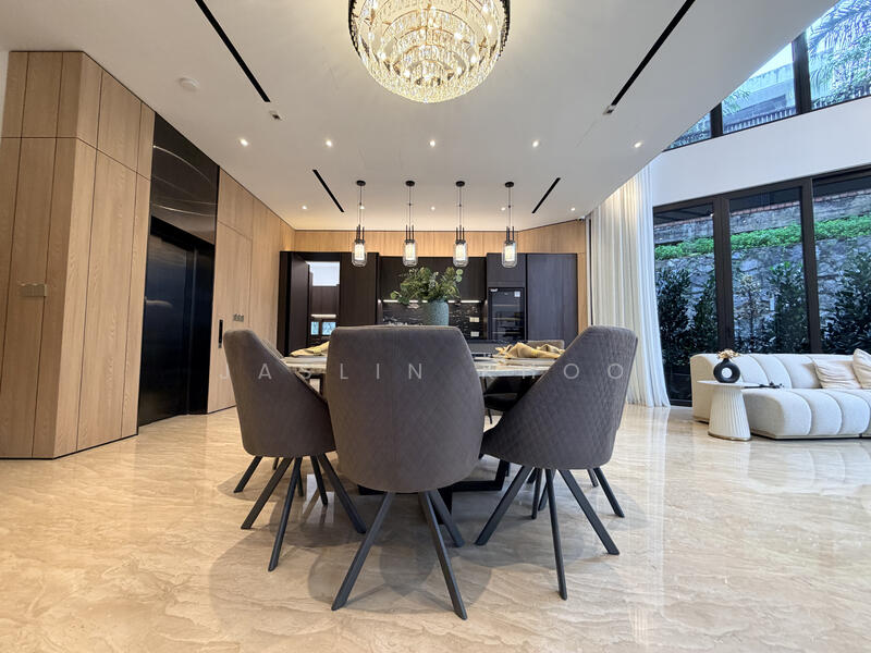 Dining Room - ID Unit