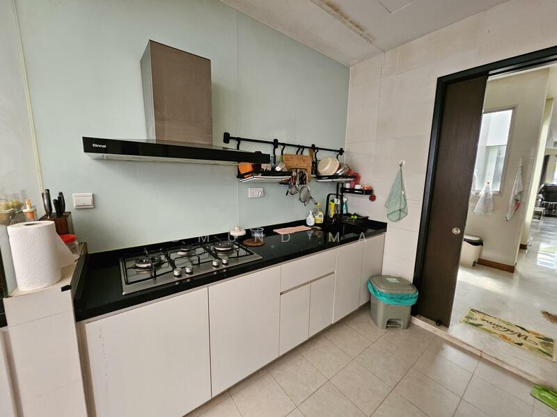 Wet Kitchen at the Back Yard