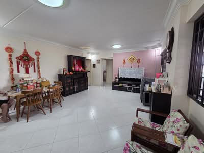 For Sale - 7 Pine Close