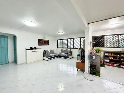 For Sale - 288 Yishun Avenue 6