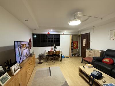 For Sale - 406 Hougang Avenue 10