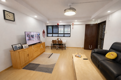 For Sale - 406 Hougang Avenue 10