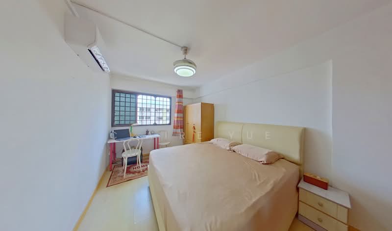406 Hougang Avenue 10, 406 Hougang Avenue 10, 3 Bedrooms, 980 sqft, HDB Flat For Sale, by Claire Yue, 500020904 - Bedroom - PropertyGuru.com.sg