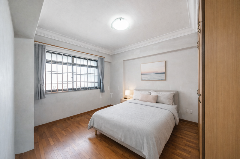 Common Bedroom (staged)