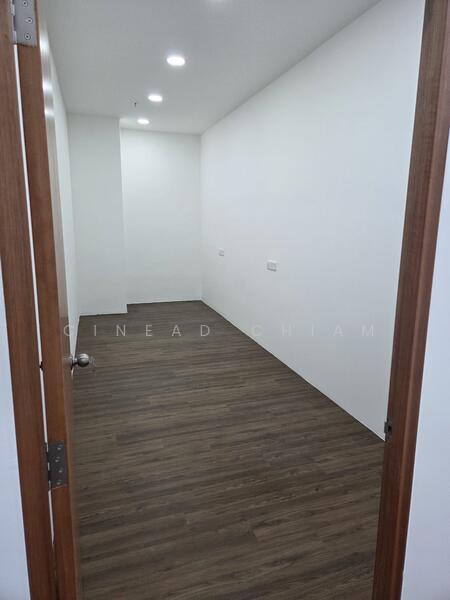 Woodlands 11, 11 Woodlands Close, 274 sqft, Light Industrial (B1) For Rent, by Cinead Chiam, 500021023 - ROOM B, 153 SQFT, $1200 - CommercialGuru.com.sg