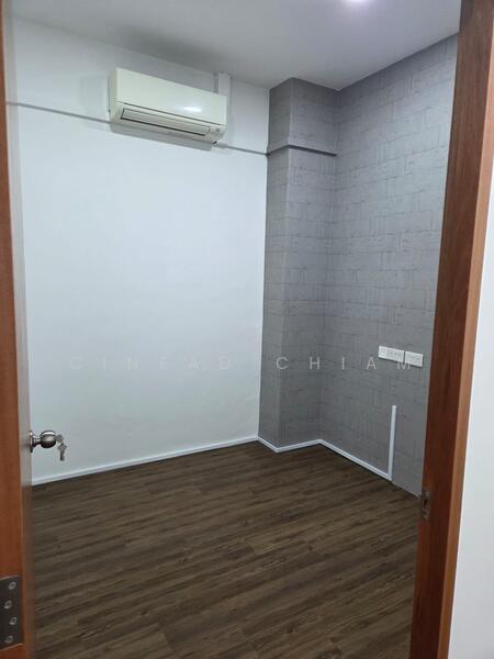Woodlands 11, 11 Woodlands Close, 274 sqft, Light Industrial (B1) For Rent, by Cinead Chiam, 500021023 - ROOM F, 77 SQFT, $700 - CommercialGuru.com.sg