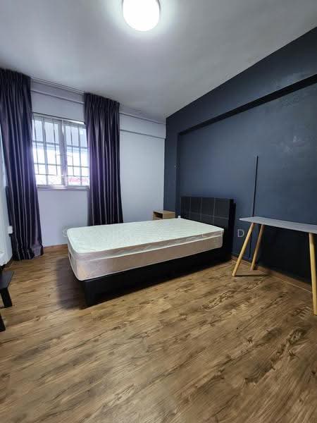 459 Tampines Street 42, 459 Tampines Street 42, Pasir Ris / Tampines, Room Rental, 150 sqft, HDB Flat For Rent, by VINCENT LYE, 500021142 - Bedroom - PropertyGuru.com.sg