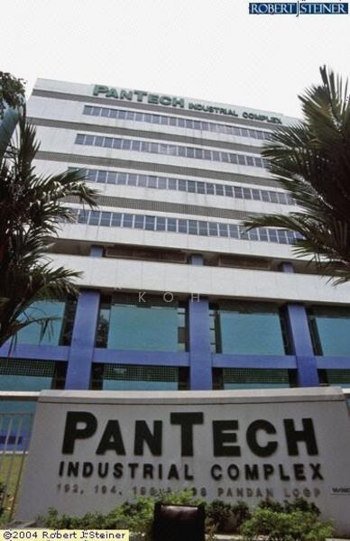 Pantech Business Hub, 194 Pandan Loop, 3,153 sqft, Factory / Workshop (B2) For Sale, by Kimmy Koh, 500021223 - Exterior - CommercialGuru.com.sg