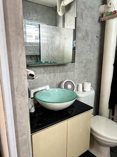 448 Bukit Panjang Ring Road HDB Flat For Sale at S$ 578,000 | PropertyGuru Singapore - Bathroom