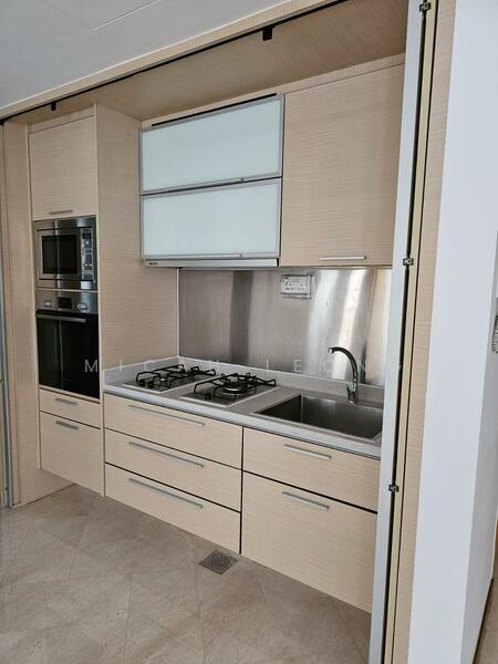 8 @ Mount Sophia, 8 Mount Sophia, 2 Bedrooms, 958 sqft, Condominium For Sale, by Micah Leong, 500021325 - Kitchen - PropertyGuru.com.sg