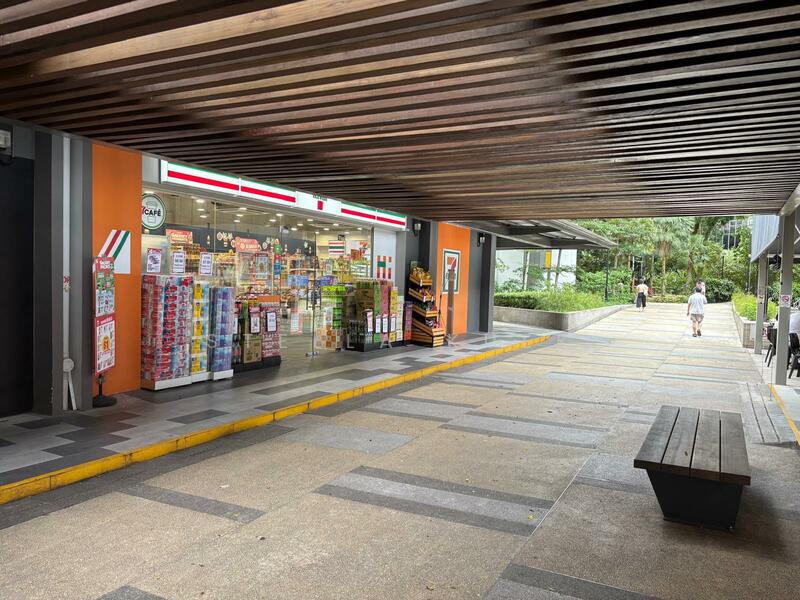 7/11 Shop Just Next Block