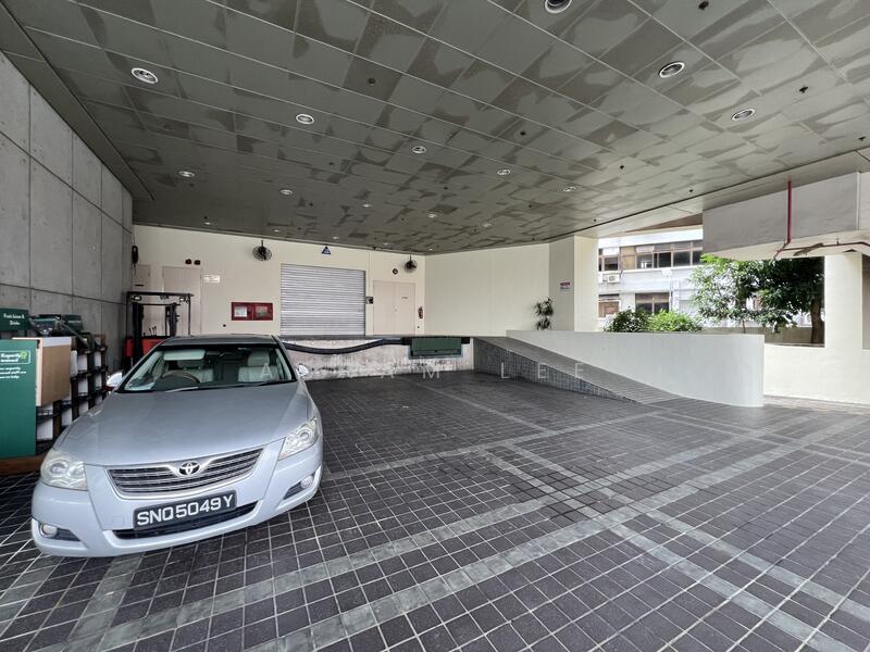 Jay Gee Melwani House, 10 Genting Lane, 4,400 sqft, Light Industrial (B1) For Rent, by Abram Lee, 500021439 - Covered unloading bay - CommercialGuru.com.sg