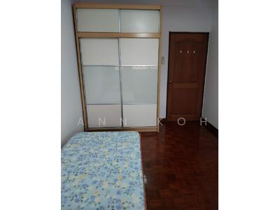 For Rent - 2 common rooms for rent, walk to king Albert park mrt