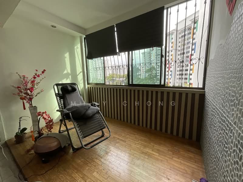 144 Rivervale Drive HDB Flat For Sale at S$ 668,000 | PropertyGuru Singapore - Balcony