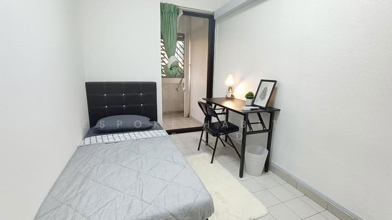 Ivory Heights, 124 Jurong East Street 13, Boon Lay / Jurong / Tuas, Room Rental, 100 sqft, Condominium For Rent, by Bespoke Habitat Pte Ltd, 500021536 - 08-21 CR2 - PropertyGuru.com.sg