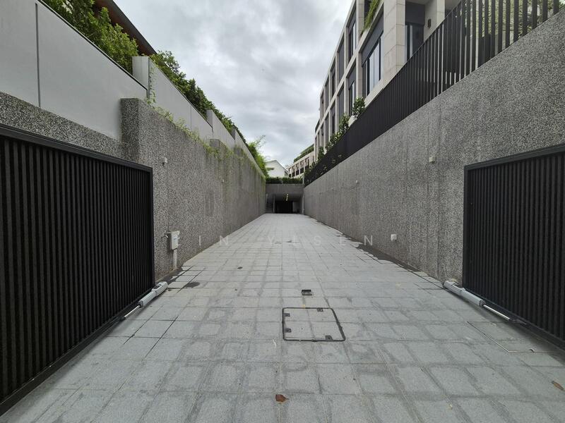 Private Car Drive Way 