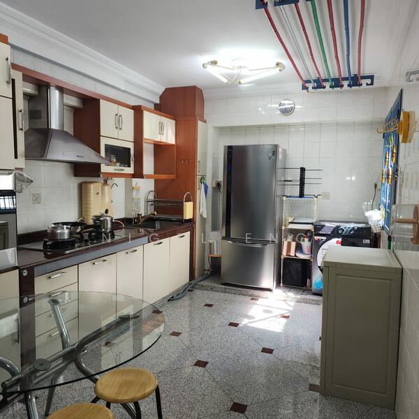 126A Edgedale Plains, 126A Edgedale Plains, 3 Bedrooms, 1,184 sqft, HDB Flat For Rent, by Nigel Eng, 500021714 - Kitchen - PropertyGuru.com.sg