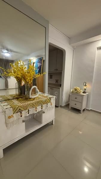 621 Ang Mo Kio Avenue 9, 621 Ang Mo Kio Avenue 9, 2 Bedrooms, 731 sqft, HDB Flat For Sale, by Frances Huang, 500021800 - Interior - PropertyGuru.com.sg