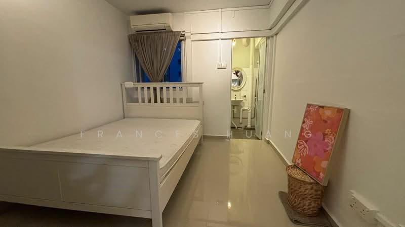 621 Ang Mo Kio Avenue 9, 621 Ang Mo Kio Avenue 9, 2 Bedrooms, 731 sqft, HDB Flat For Sale, by Frances Huang, 500021800 - Bedroom - PropertyGuru.com.sg