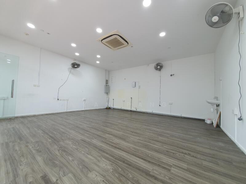 Retail Shop @ Urban Vista, , 377 sqft, Shop / Shophouse For Sale, by Ryan Pang, 500021819 - CommercialGuru.com.sg