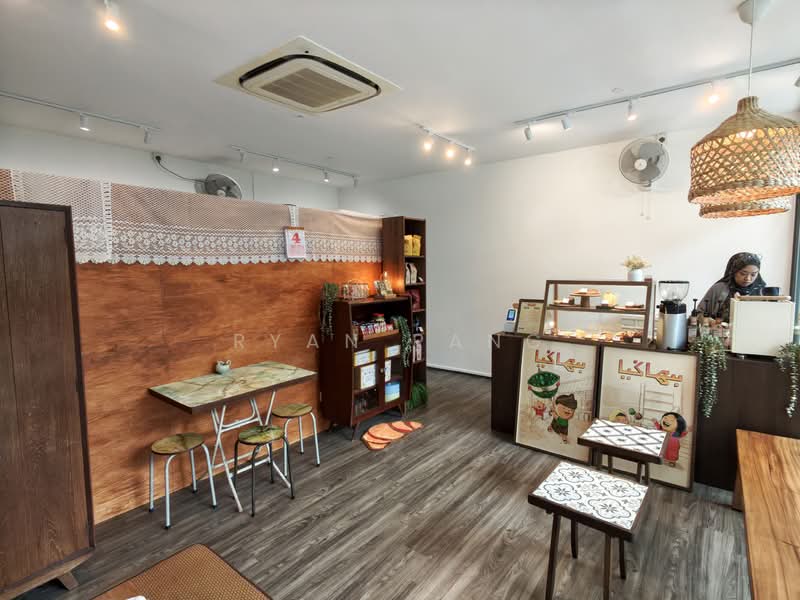 Retail Shop @ Urban Vista, , 377 sqft, Shop / Shophouse For Sale, by Ryan Pang, 500021819 - Interior - CommercialGuru.com.sg