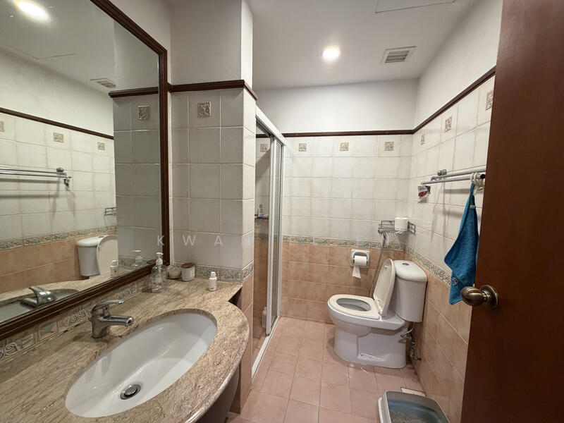 Jalan Tanah Rata, Jalan Tanah Rata, 5 Bedrooms, 3,692 sqft, Semi-Detached House For Sale, by Kwan Le'En, 500021857 - Bathroom - PropertyGuru.com.sg