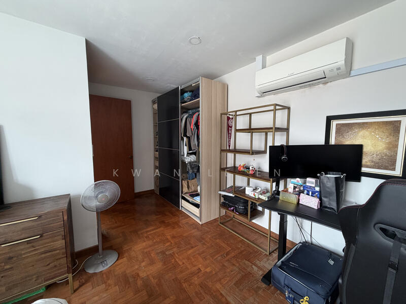 Jalan Tanah Rata, Jalan Tanah Rata, 5 Bedrooms, 3,692 sqft, Semi-Detached House For Sale, by Kwan Le'En, 500021857 - Bedroom - PropertyGuru.com.sg