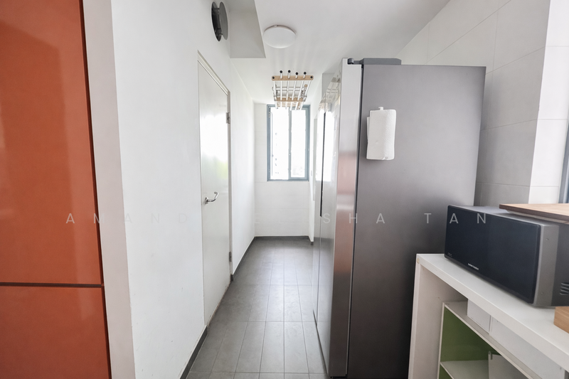 Yard, Household Shelter & WC