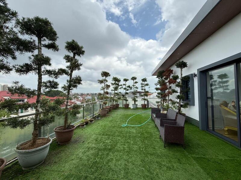 Cheapest & Newest Bungalow > 5000sqft land in D28, Seletar Hills Estate, 8 Bedrooms, 14,000 sqft, Detached House For Sale, by Daphne Tan, 500021899 - Balcony - PropertyGuru.com.sg