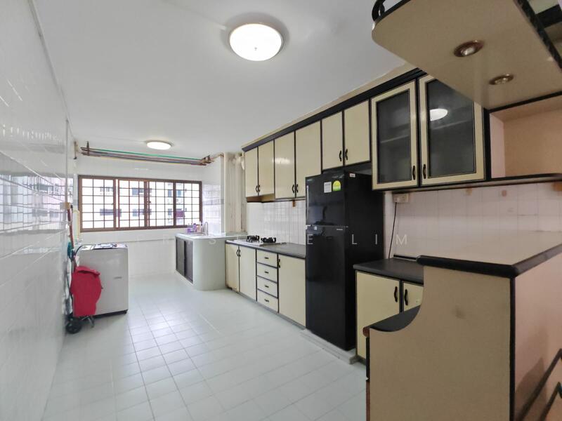 For Sale - 637 Ang Mo Kio Avenue 6