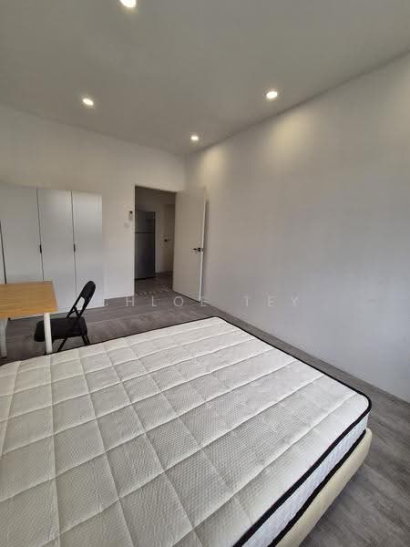 Novena Gardens, 273 Thomson Road, Newton / Novena, Room Rental, 100 sqft, Apartment For Rent, by Chloe Tey, 500021953 - Bedroom - PropertyGuru.com.sg